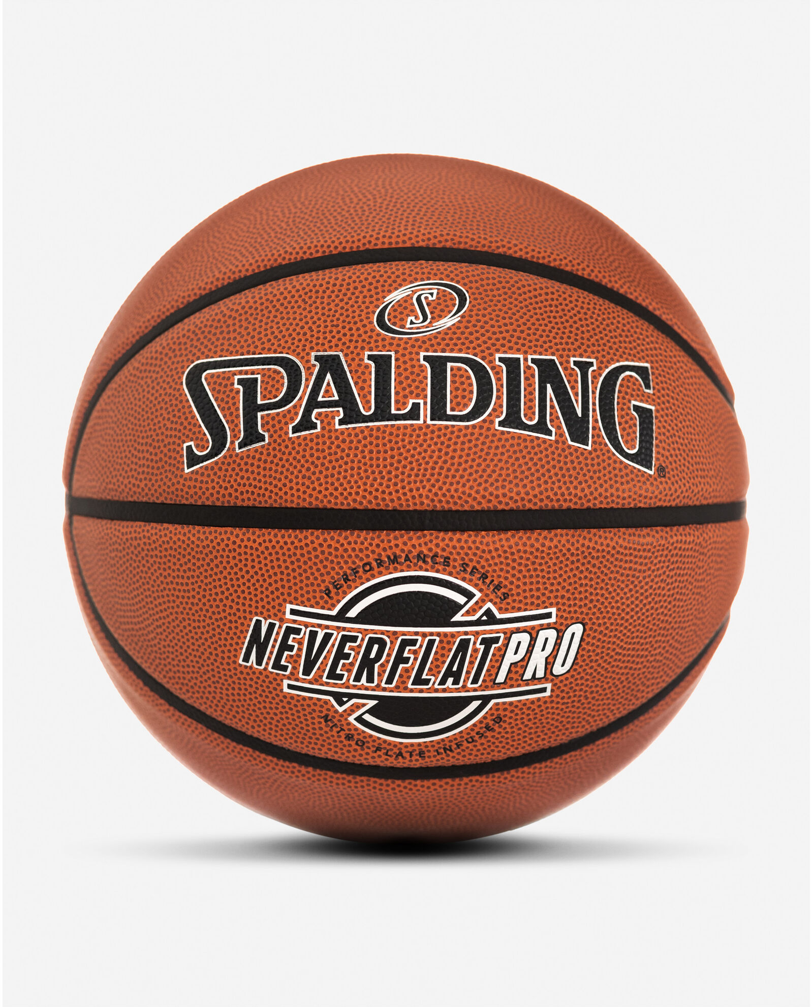 Spalding NeverFlat® Pro Indoor-Outdoor Basketball l